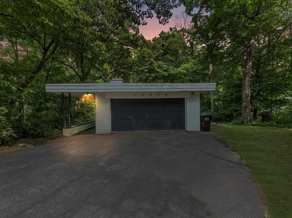 13008 West Needham DRIVE, New Berlin, WI 53151