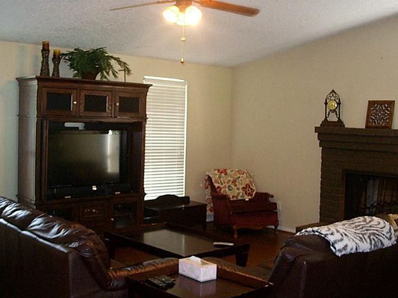 3rd image of 14415 Cypress View Dr