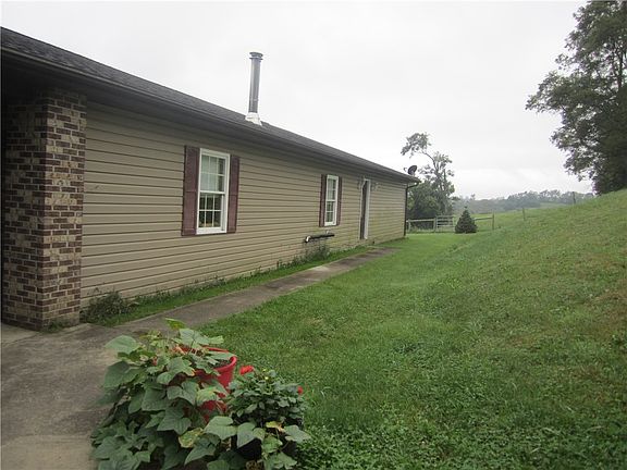 2nd image of 586 White Barn Rd