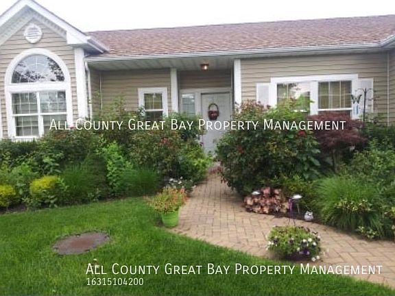 2nd image of 39 Country Woods Dr