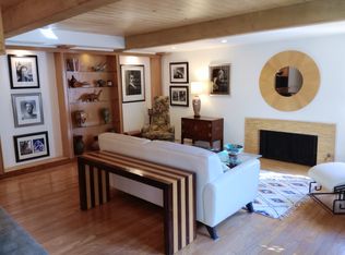 8063 Willow Glen Rd, Los Angeles, CA 90046