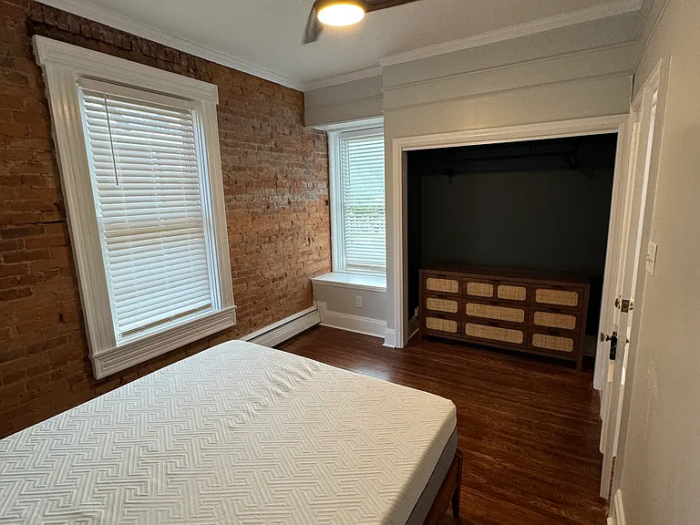 153 S Paint St #B — Photo 6