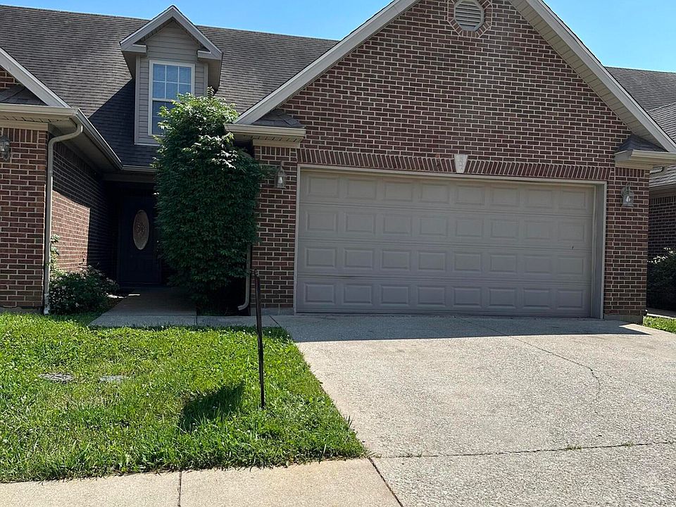1st image of 132 Twin Lakes Dr #B