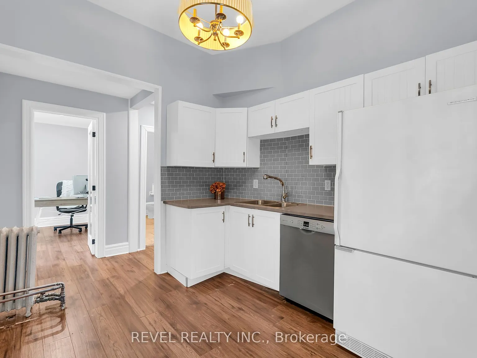 2 bed, $1,950 — Photo 4
