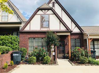 4170 Seabrook Ln, Vestavia Hills, AL 35216