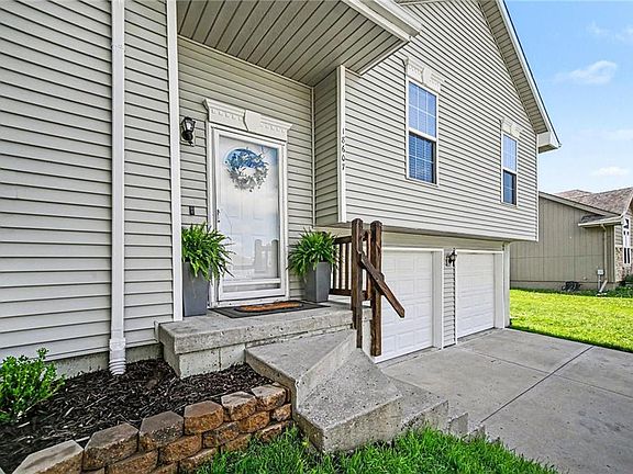 4th image of 18607 Wildflower Dr