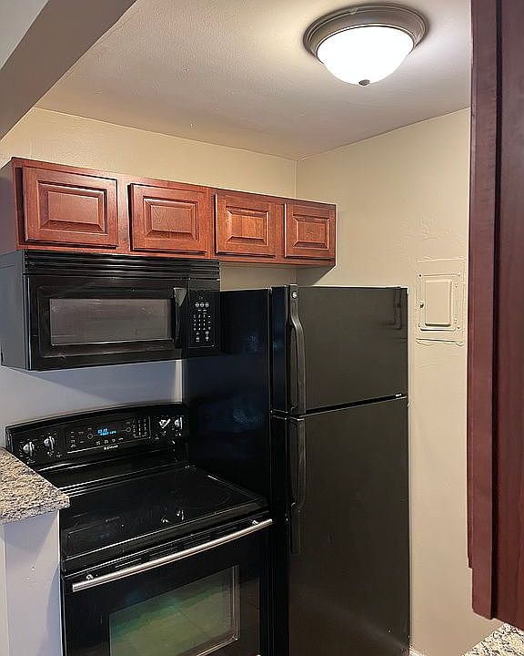 2nd image of 855 N Pennsylvania St APT 204