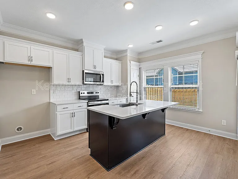 1117 Jolly Ln — Photo 7