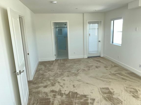 2nd image of 11416 Inglewood Ave Unit 103