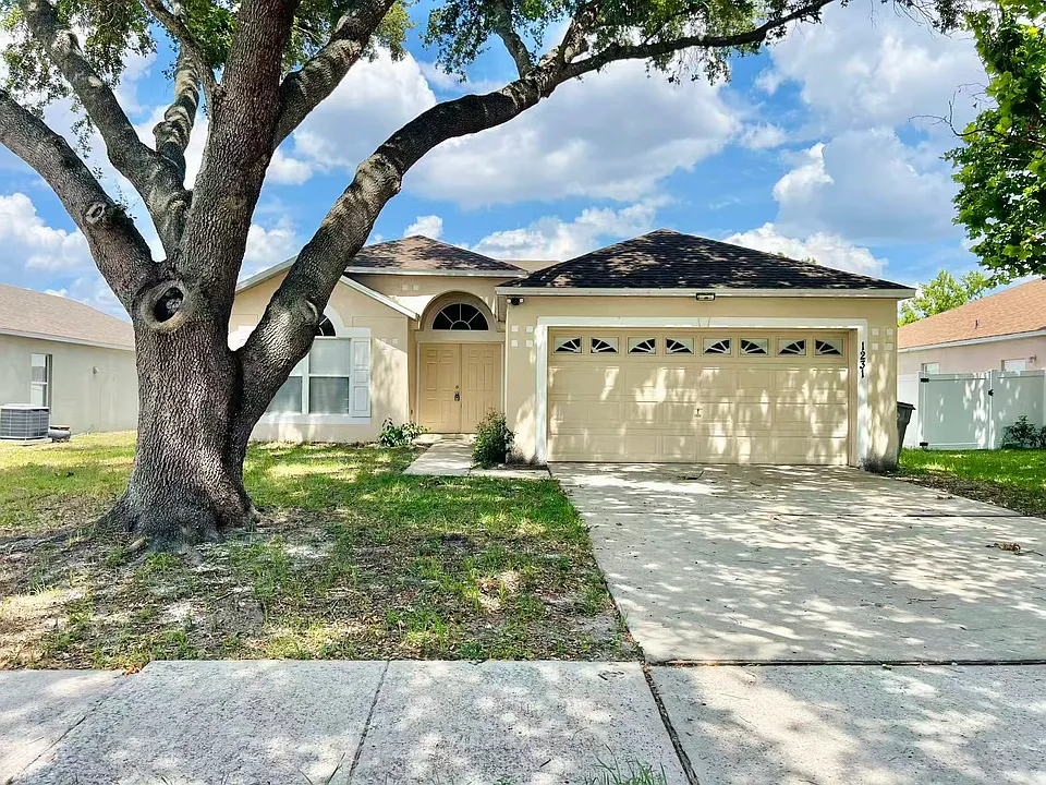 1231 Honey Rd