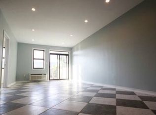 3037 38th St, Astoria, NY 11103