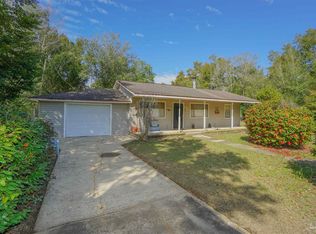 7711 Eight Mile Creek Rd, Pensacola, FL 32526