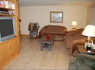 135 Jeffery Ln, Schaumburg, IL