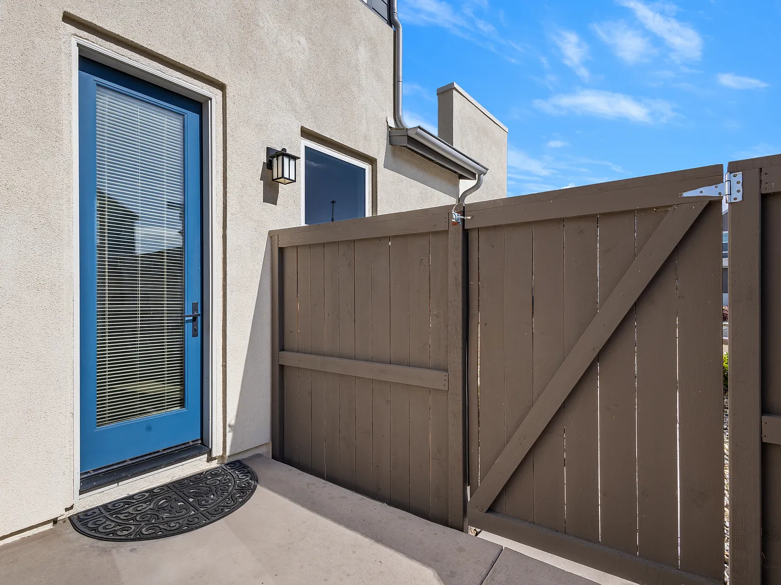 1 bed, 550 sqft, $1,900 — Photo 3