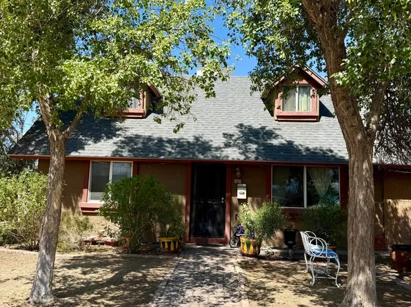 898 E OAKLAND Street, Chandler, AZ 85225