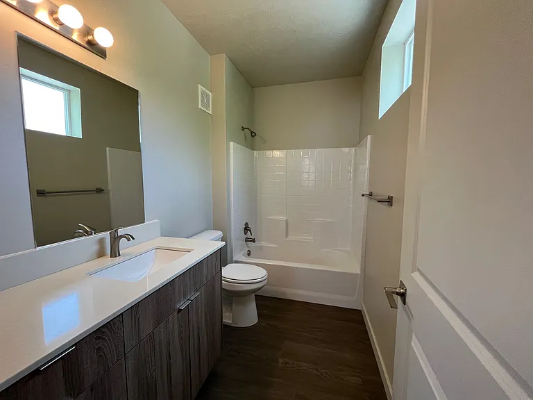 622 Fillmore St #207 — Photo 27