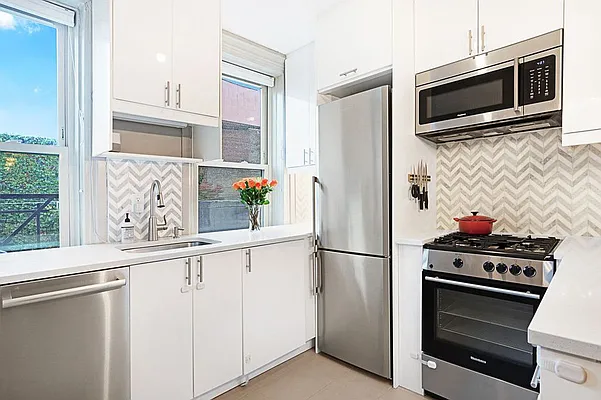 Sold by Compass | media 13