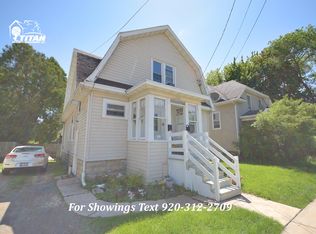 1226 N Main St #1, Oshkosh, WI 54901