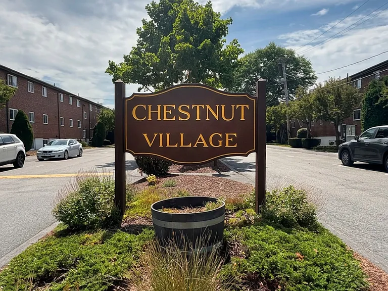 Chestnut Village Condo Entrance