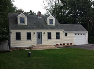 4 Elm St, Ashaway, RI 02804