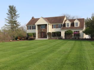 6 Stuart Ct, Long Valley, NJ 07853