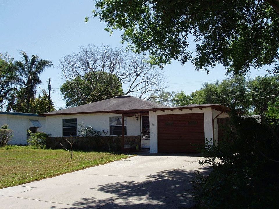 1st image of 5452 45th Ave N