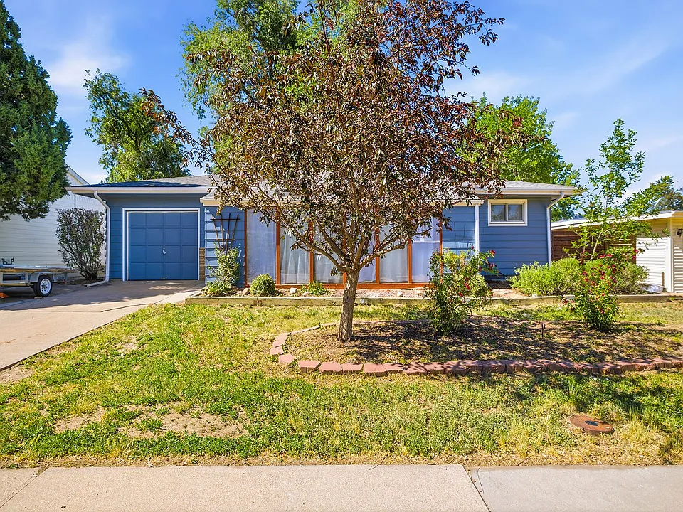 1816 Orchard Pl