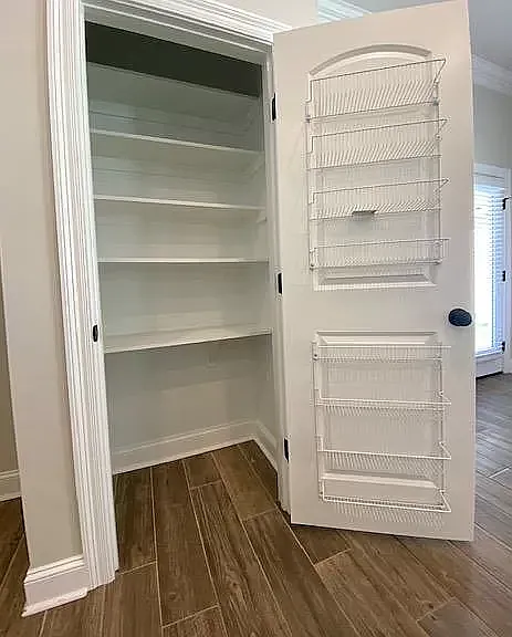 125 Lake Breeze Dr — Photo 11