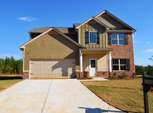 794 Stable View Loop, Dallas, GA 30132