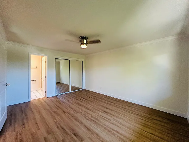 12720 Caswell Ave — Photo 11