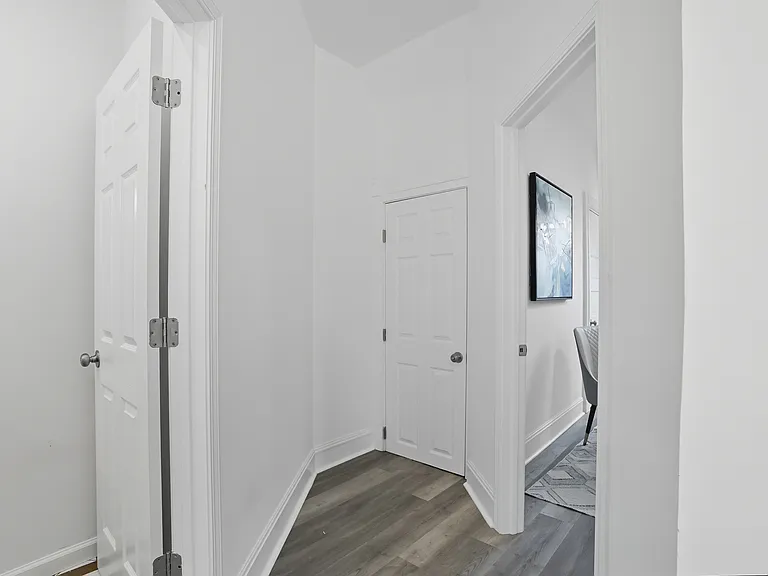 1820 Hewitt Ave — Photo 28