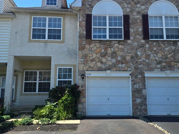 4624 Old Oak Rd, Doylestown, PA 18902