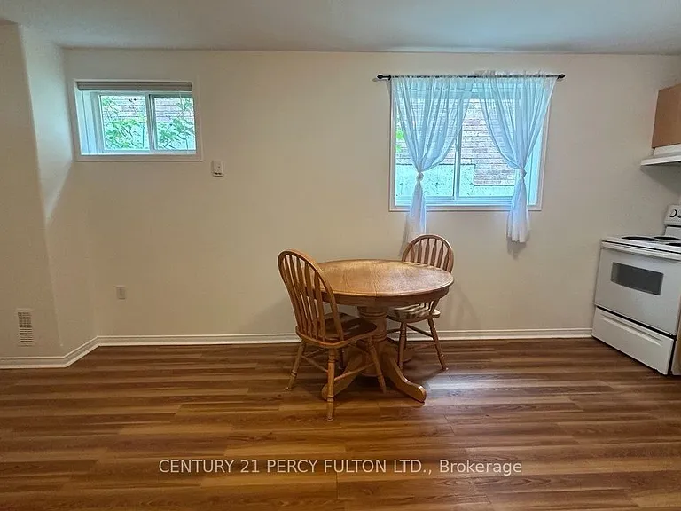 35 Forest Dale Dr #BASEMENT — Photo 8