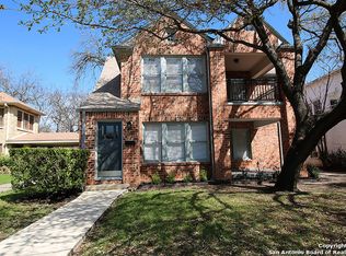 129 E Ridgewood Ct, San Antonio, TX 78212
