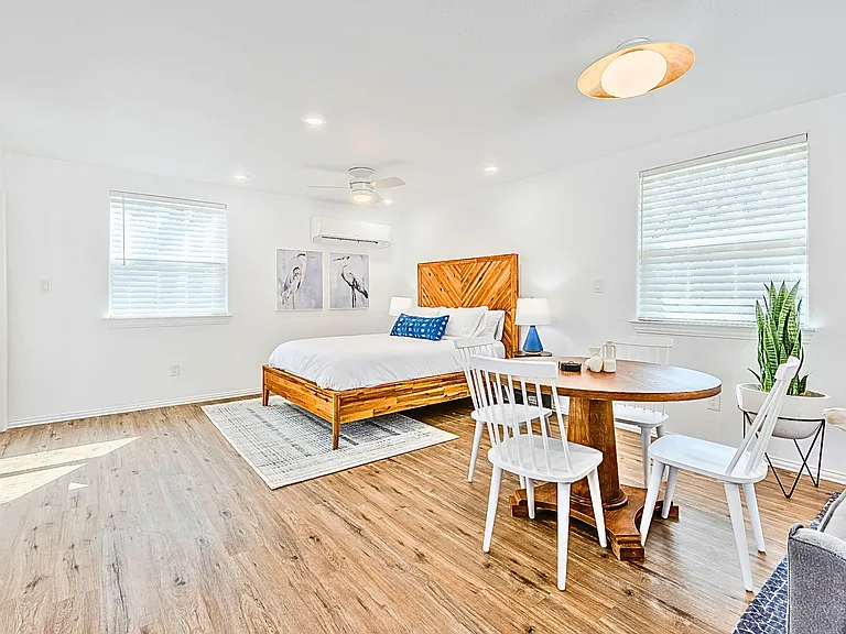 10438 Quail Run Dr #B — Photo 16