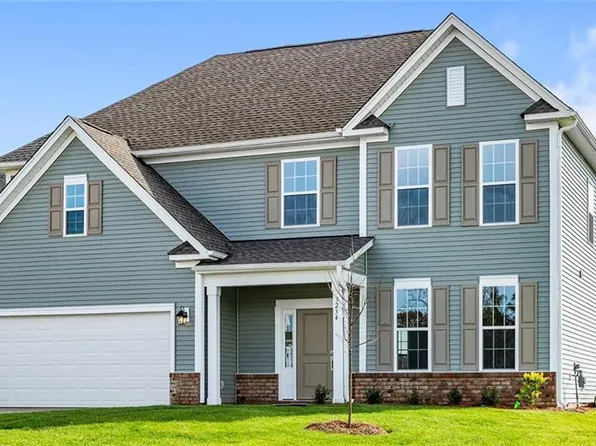 3234 Spicewood Lake Dr, Winston Salem, NC 27106