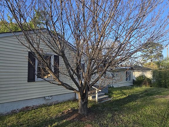 2nd image of 2380 Country Club Rd