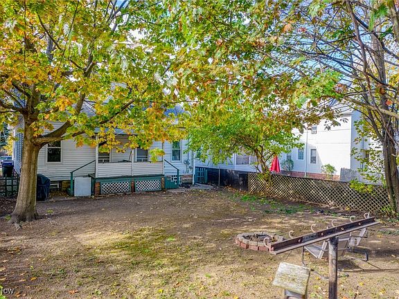 5th image of 1563 Wagar Ave