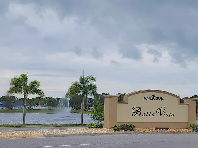 3951 Playa Del Sol Dr #104 — Photo 15