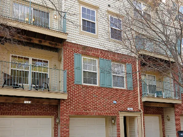 11846 Breton Ct, Reston, VA 20191