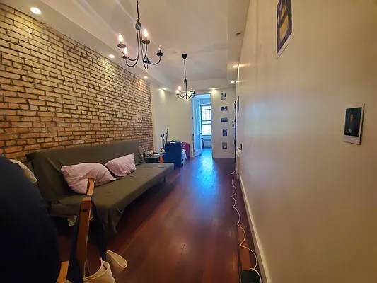 Rented by Nooklyn NYC LLC | media 29