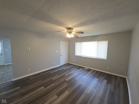 4th image of 1256 N Ridgeview Dr