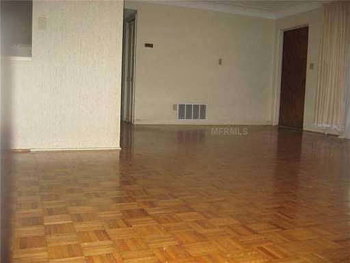 3rd image of 6477 24th Ave N