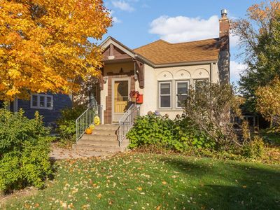 3212 E Minnehaha Pkwy, Minneapolis, MN, 55406