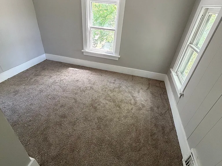 308 Vine Ave — Photo 13