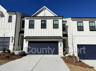 7273 Mulberry Trace Ln, Flowery Branch, GA 30542