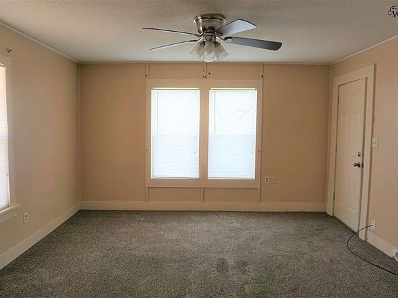 3rd image of 1517 Blonde St