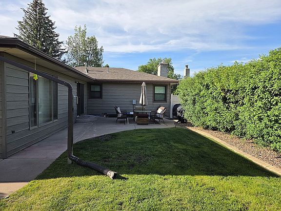 5th image of 3204 7th Ave S