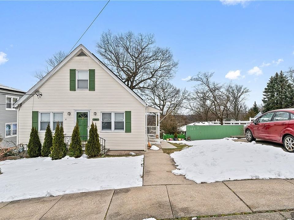 1st image of 384 Upland Avenue