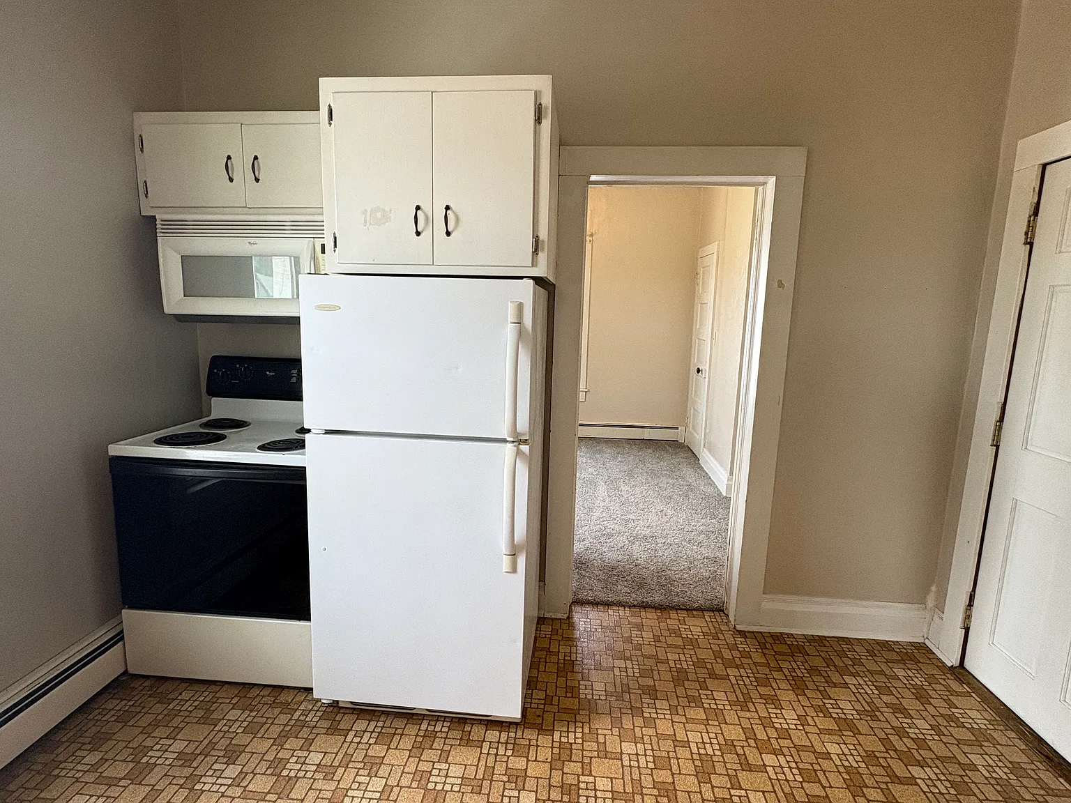1 bed, $700 — Photo 2